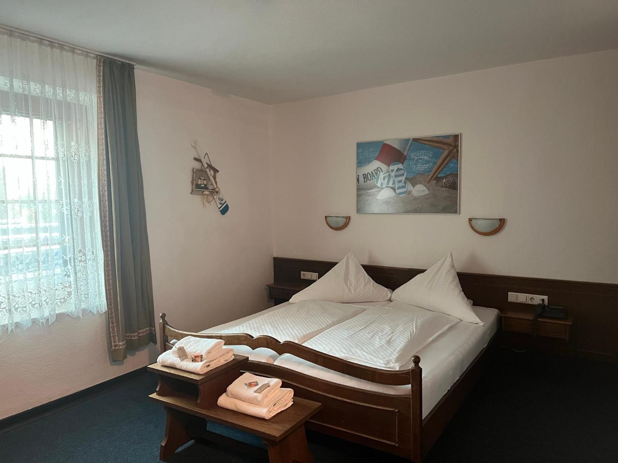 Aal-Kate Hotel Wuppertal Exterior foto